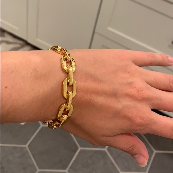 Trendsetter Gold Plated Chain Link Bracelet - Picture 1 of 3